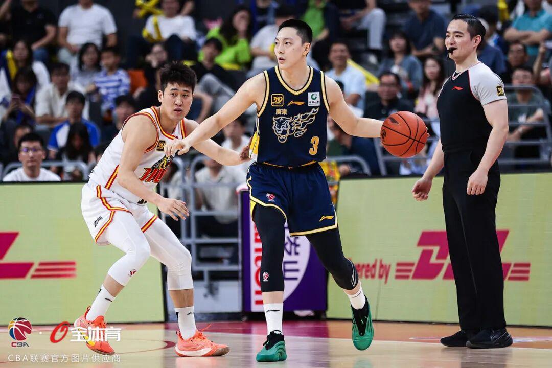 世界杯高清赛事直播官网app下载中心-1月21日前瞻 I “双虎会”！广东客战吉林